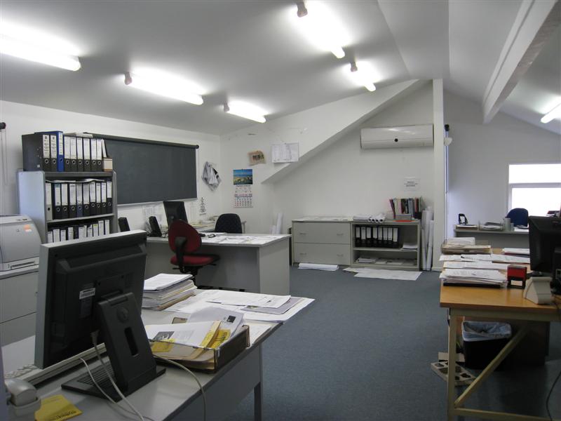 MASSIVE PRICE REDUCTION! Picture 3