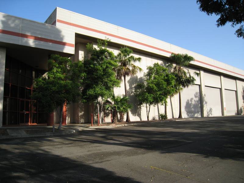 MAJOR WAREHOUSE FACILITY Picture 2