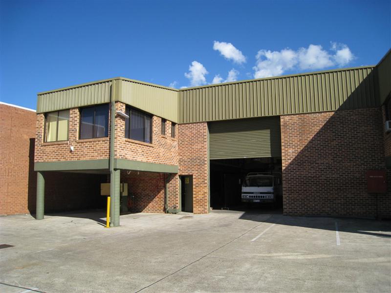 VERSATILE FACTORY WAREHOUSE OFFICE Picture 1
