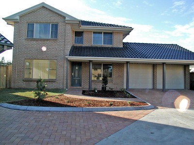 SPACIOUS RESIDENCE IN EXCELLENT LOCATION Picture SPACIOUS RESIDENCE IN EXCELLENT LOCATION Picture