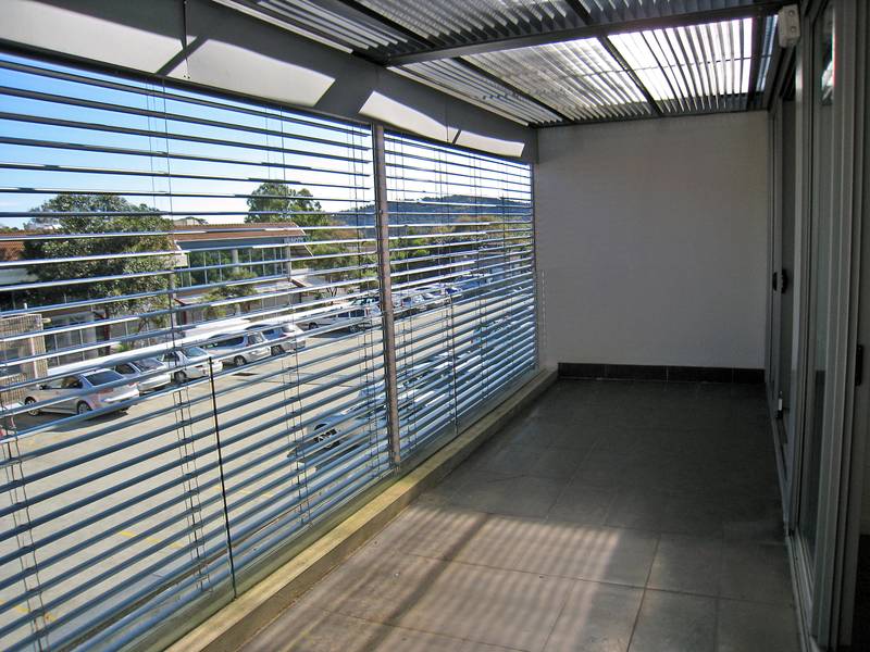 As New One Bedroom Executive Apartment Picture 3