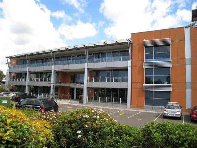 North East Facing Office Picture 1