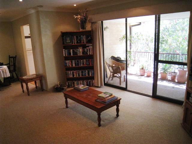 PEACEFUL LOCATION JUST IN TIME FOR SUMMER Picture 2