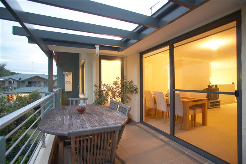 Absolutely Stunning Apartment Picture 2