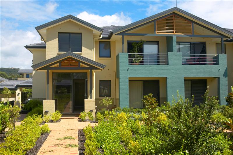 Absolutely Stunning Apartment Picture 1