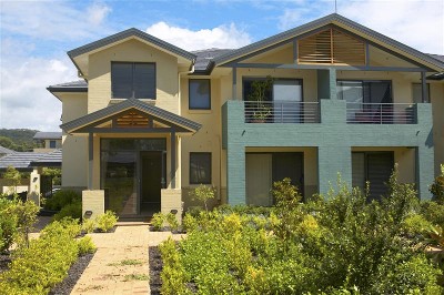 Absolutely Stunning Apartment Picture