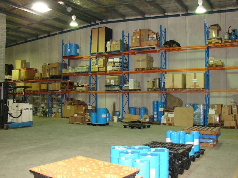 FUNCTIONAL INDUSTRIAL UNIT - WARRIEWOOD'S BEST DEVELOPMENT Picture 2