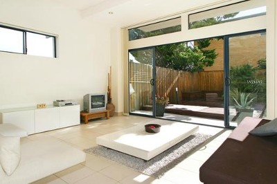 Stylish Executive Ground Floor apartment with private Courtyard Picture Stylish Executive Ground Floor apartment with private Courtyard Picture