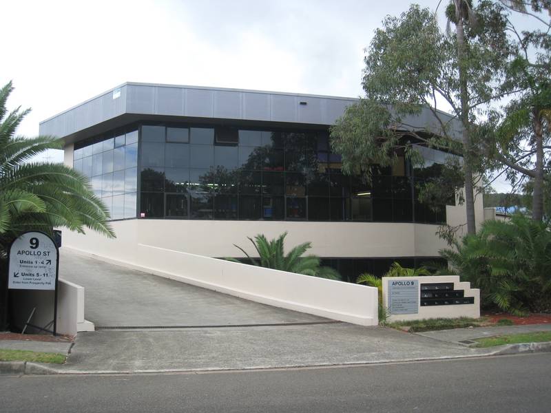 OUTSTANDING OFFICE/SHOWROOM Picture 1