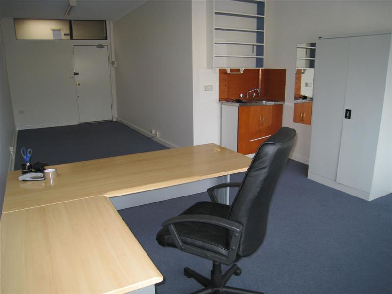 MOVE YOUR HOME OFFICE HERE Picture 2