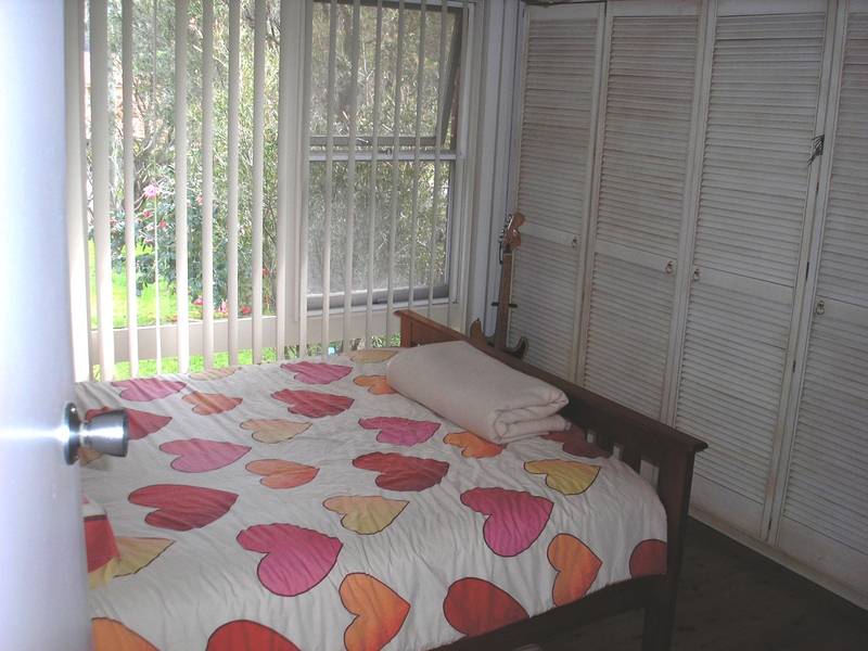 3 BEDROOM FAMILY HOME Picture 3