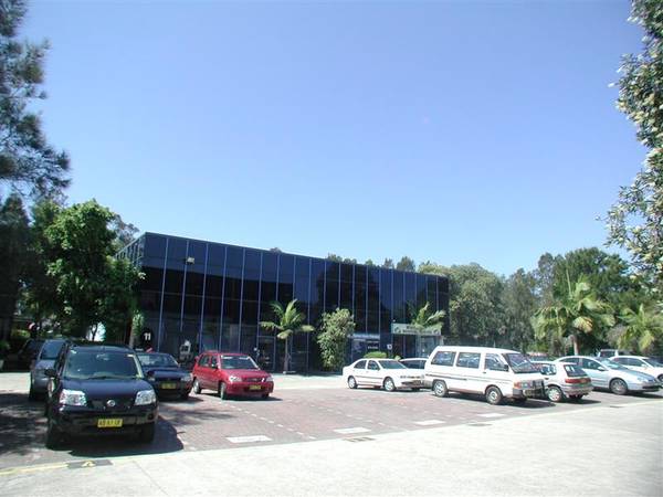 CORPORATE QUALITY COMMERCIAL OFFICES Picture 3