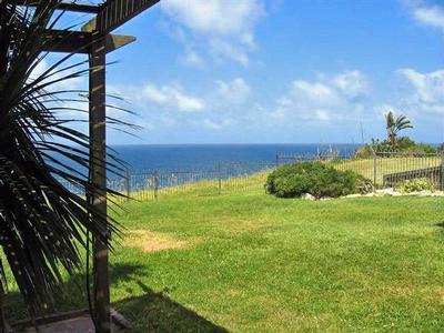 HUGE BEACHSIDE FAMILY HOME Picture