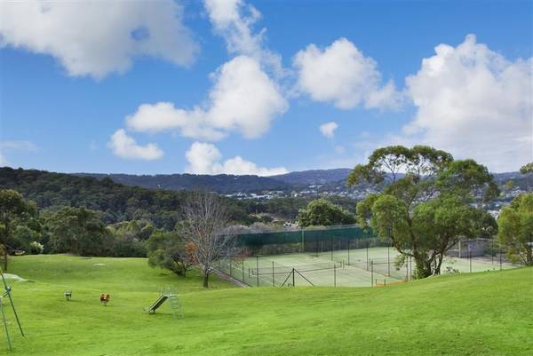Quiet North Facing Apartment Picture 1