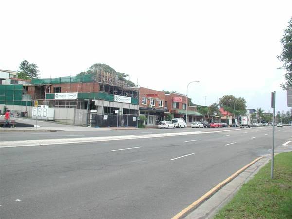 MAIN ROAD RETAIL PREMISES Picture 1