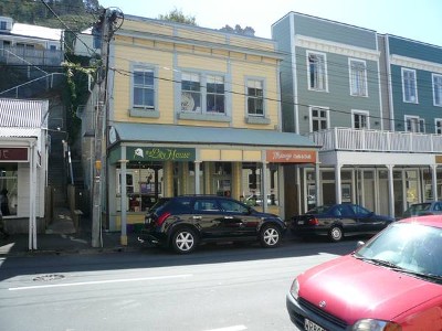 FREEHOLD UNIT TITLE SHOP FOR SALE Picture