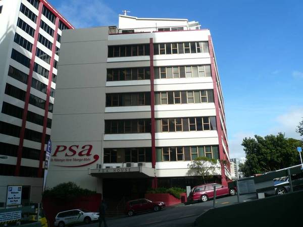 RARE SMALLER OFFICE OPTION IN CBD Picture 1