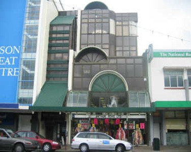 PRIME CENTRAL RETAIL HUTT CITY 257m2 Picture