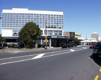 SUNNY 3RD FLOOR OFFICE IN CENTRAL LOWER HUTT 161m2 Picture 1