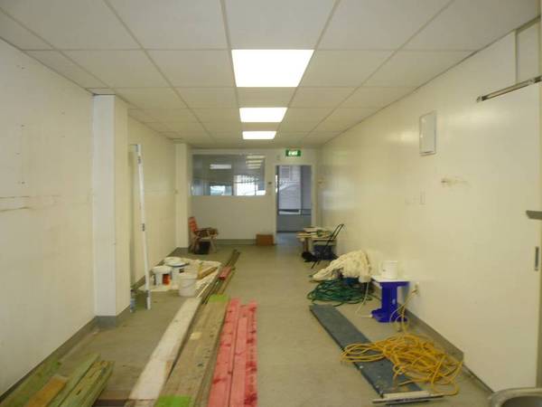 COURTENAY PRECINCT RETAIL UNIT Picture 2