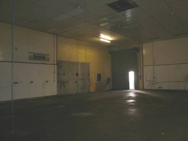 ADELAIDE ROAD WAREHOUSE/SHOWROOM Picture ADELAIDE ROAD WAREHOUSE/SHOWROOM Picture