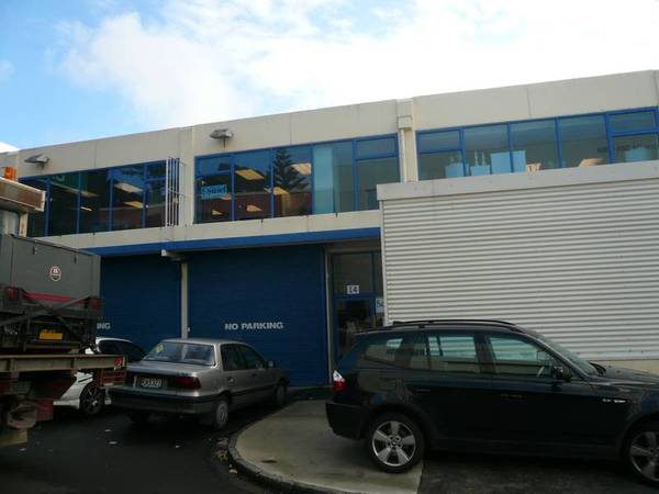 NICELY PRESENTED OFFICE OPTION OF 138M2 Picture 3