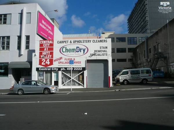TE ARO WAREHOUSE FOR LEASE Picture