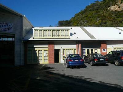 OFFICE / SHOWROOM / RETAIL FOR LEASE Picture