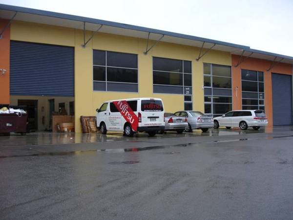 New Warehouse approx. 370 sqm, well leased. Picture 3