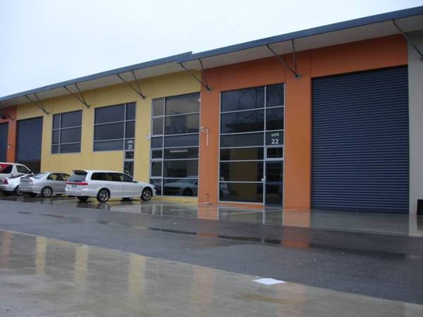 New Warehouse approx. 370 sqm, well leased. Picture 2
