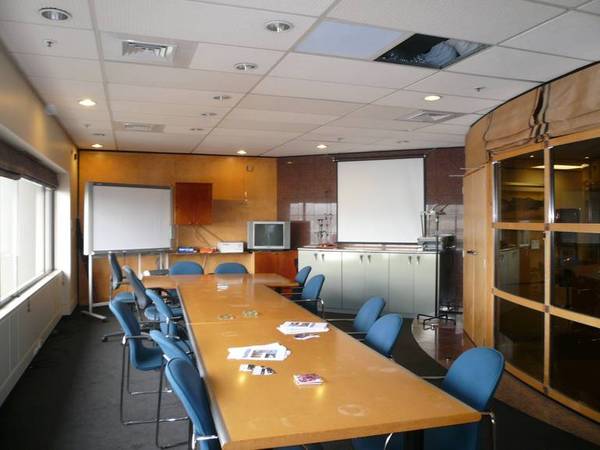 QUALITY OFFICE ACCOMODATION NEAR CIVIC CENTRE Picture 2