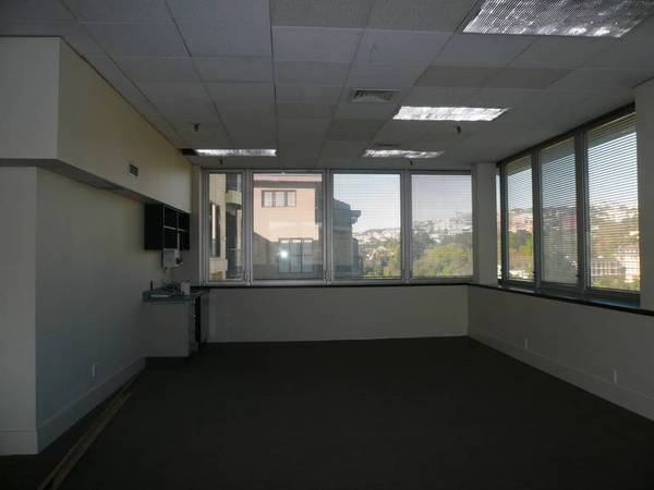 TOP FLOOR ON THE TERRACE Picture 3