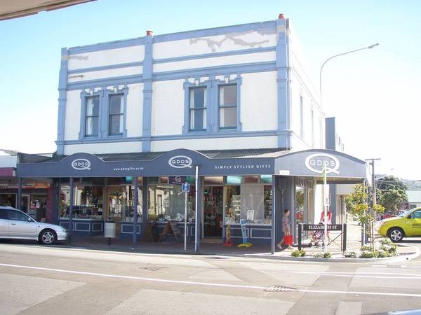 PRIME RETAIL LOCATION / CAFE / RESTAURANT PETONE Picture