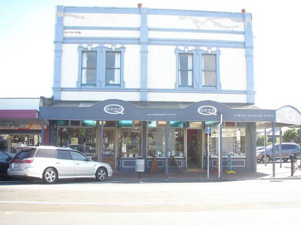 PRIME RETAIL LOCATION / CAFE / RESTAURANT PETONE Picture