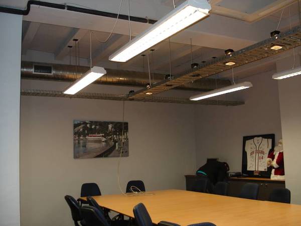 INDUSTRIAL EFFECT IN THORNDON Picture INDUSTRIAL EFFECT IN THORNDON Picture