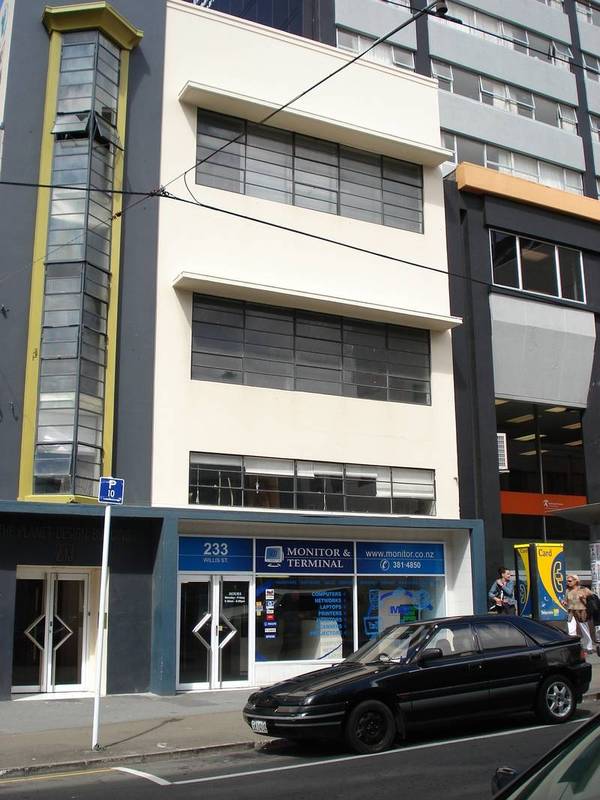 CHEAP WILLIS STREET OFFICE PREMISES Picture 1