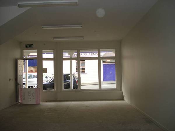 NEW RETAIL PREMISE IN THE HEART OF TINAKORI VILLAGE Picture 2
