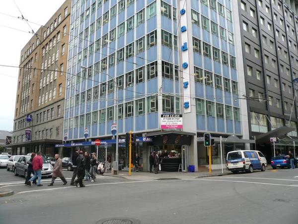 RETAIL OPPORTUNITY IN CENTRAL WELLINGTON CITY Picture 2