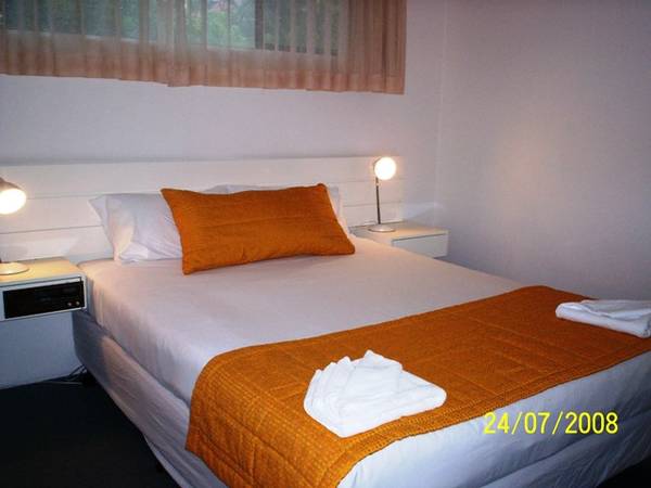 Hastings Street Apartment Picture 2