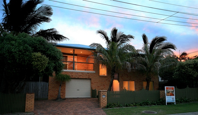 GENUINE BUYERS TAKE NOTE Picture 1