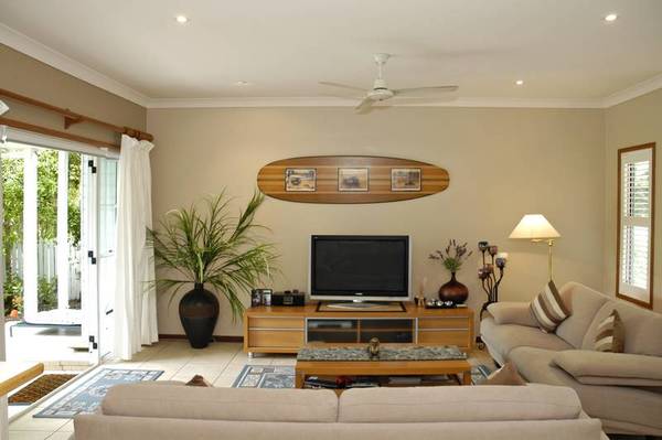 OWNER INSTRUCTS IMMEDIATE SALE BY AUCTION ON SITE 21st SEPTEMBER 2008 Picture 3