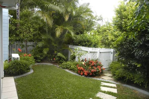 OWNER INSTRUCTS IMMEDIATE SALE BY AUCTION ON SITE 21st SEPTEMBER 2008 Picture 2