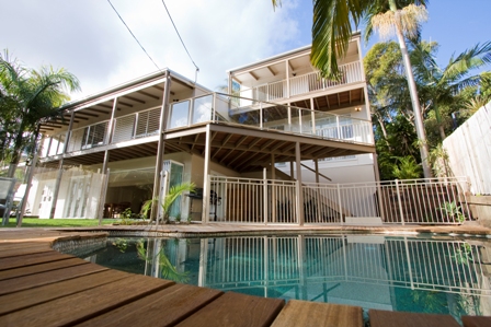 PET FRIENDLY BEACH HOUSE Picture 1