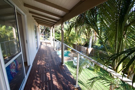 PET FRIENDLY BEACH HOUSE Picture 2