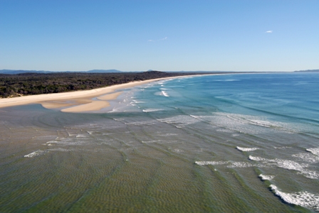 NOOSA NORTH SHORE LOCATION Picture 2