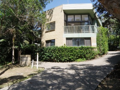 Beach & Village only a short stroll Picture