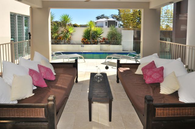 Large stunning property!! Picture 3