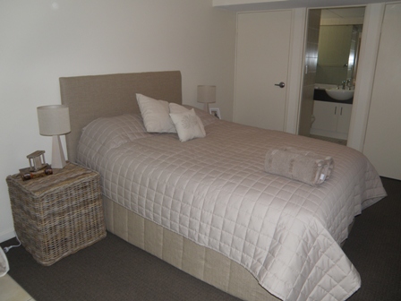 U1 The Beach House Picture 2