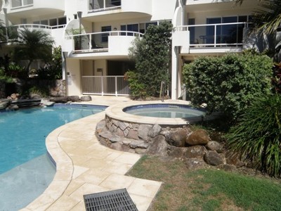 U1 The Beach House Picture