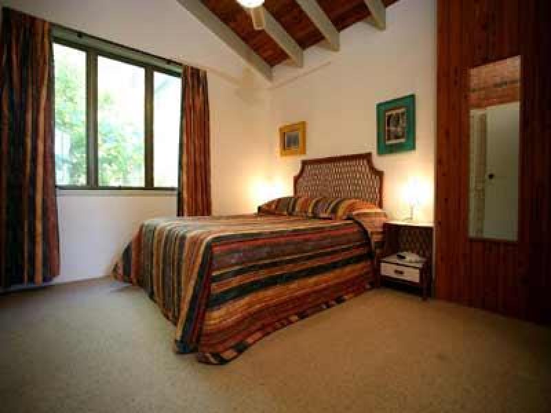 5 min stroll down to Hastings Street Picture 3